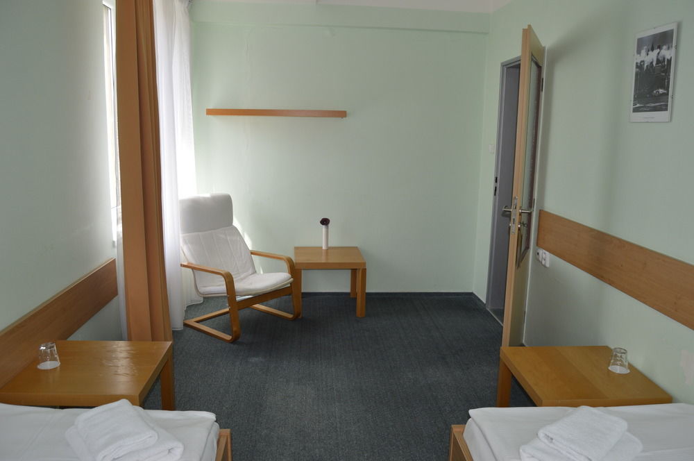 Lh Hotel Medinek Old Town Кутна Гора Екстер'єр фото